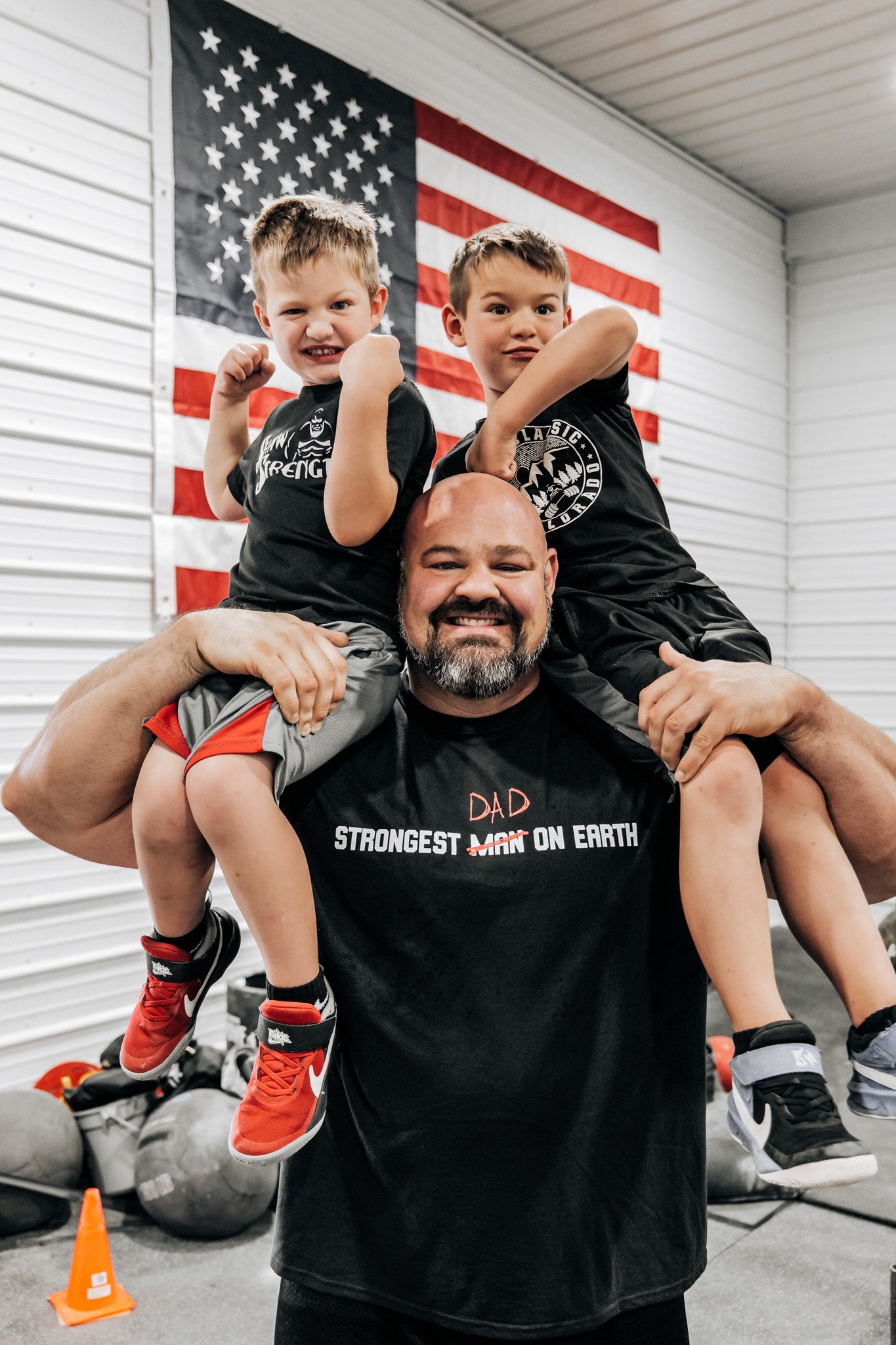 STRONGEST DAD ON EARTH TSHIRT