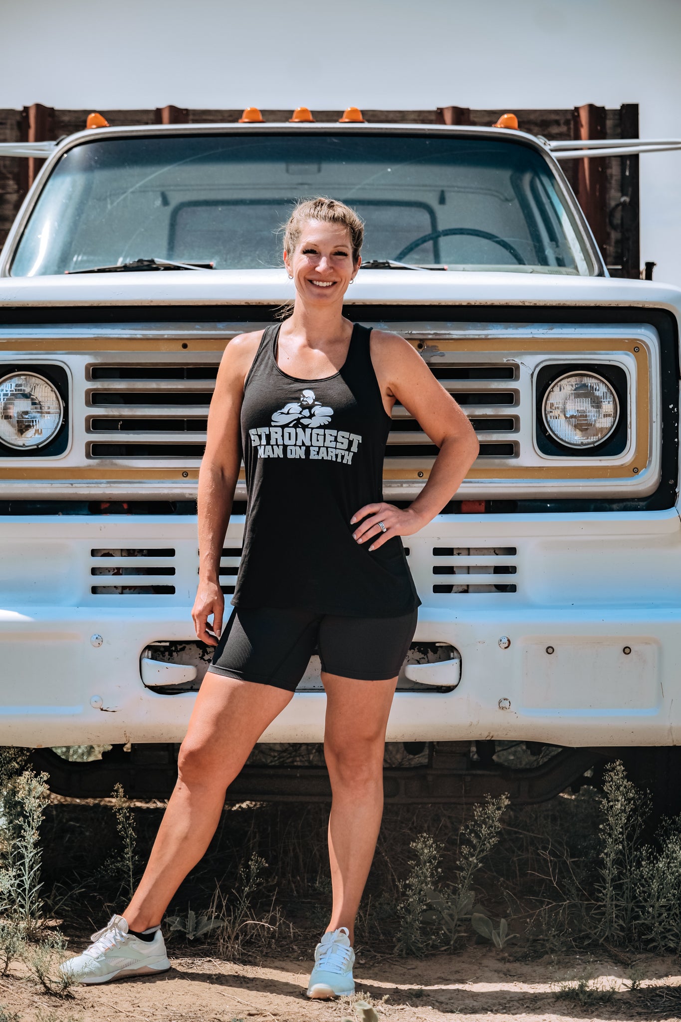 WOMEN'S SMOE TANK - ALL SALES FINAL