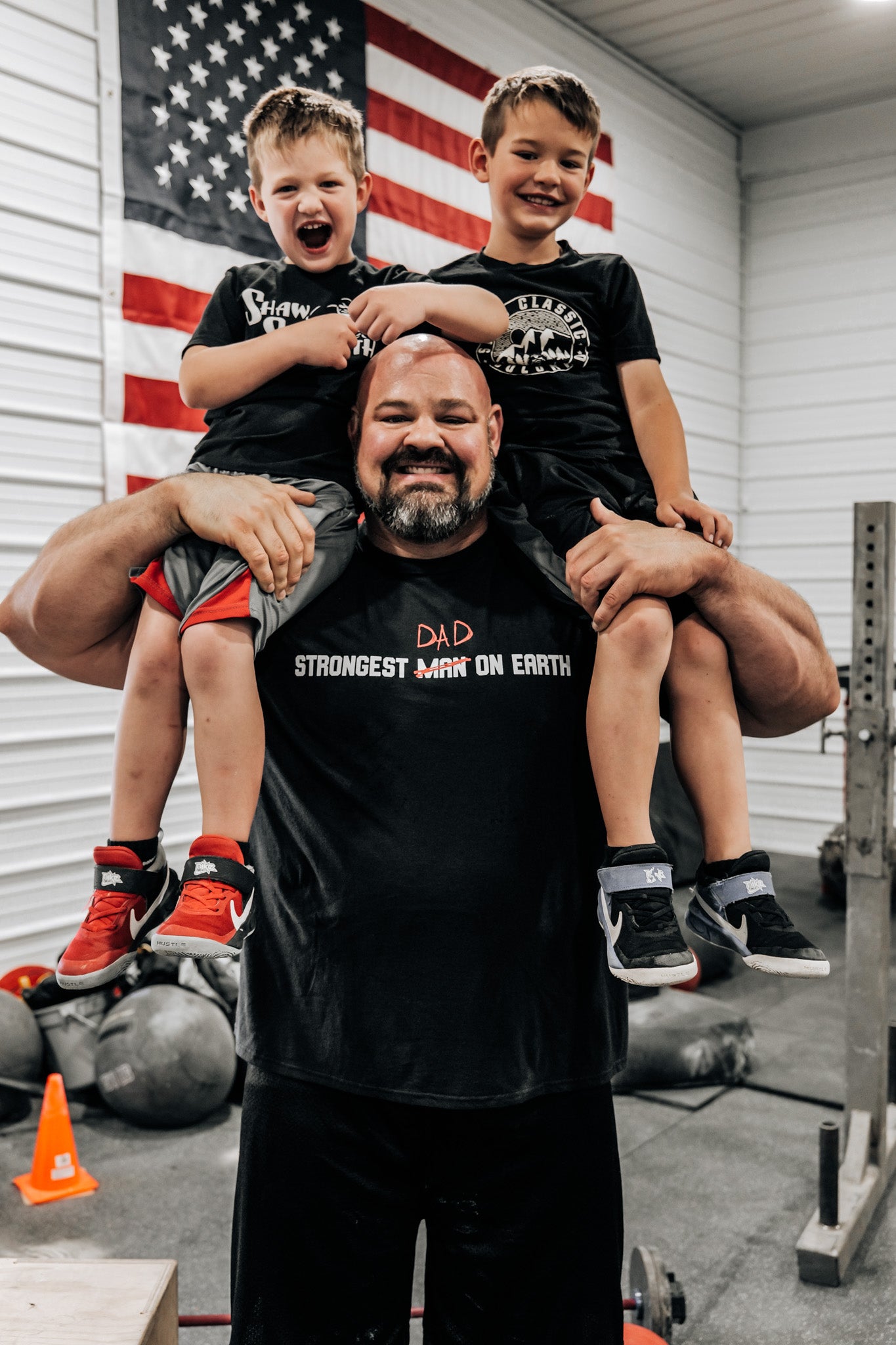 STRONGEST DAD ON EARTH