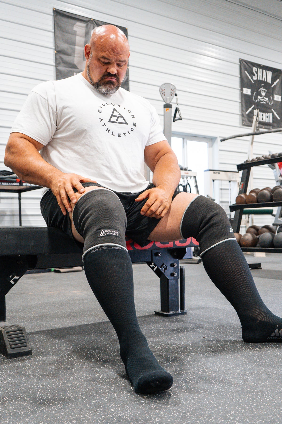EVOLUTION ATHLETICS TRIPLE PLY KNEE SLEEVES