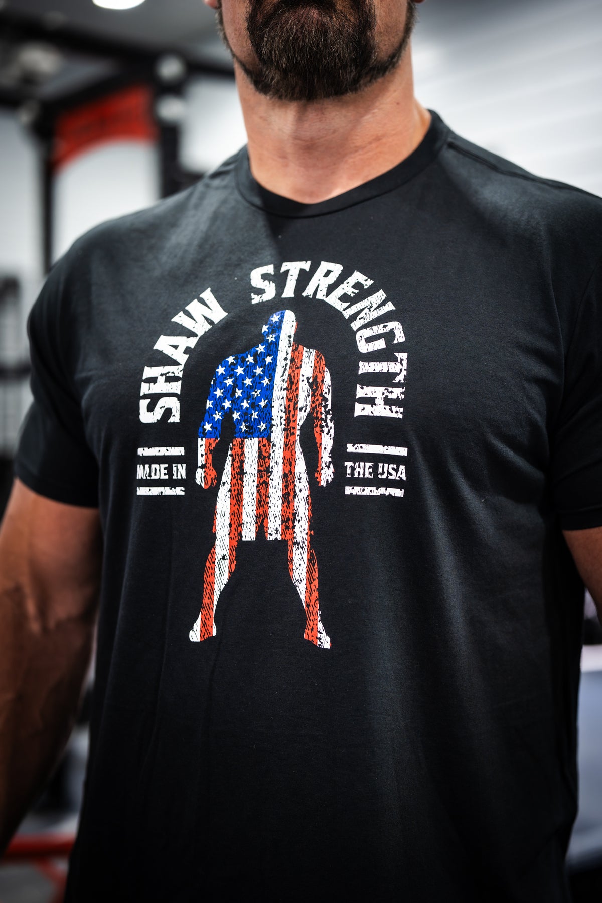 SHAW STRENGTH FLAG FIGURE T-SHIRT
